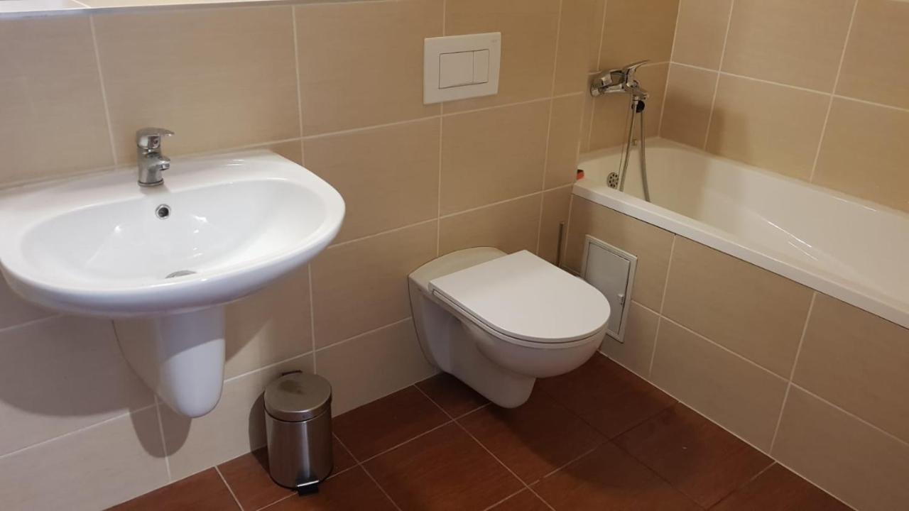 Apartmentsbnb828 Brasov Ngoại thất bức ảnh